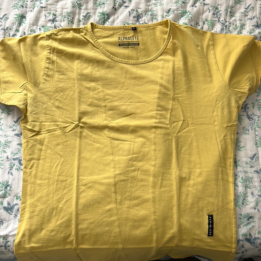 Alphalete Scoop Neck Tee Yellow - Large